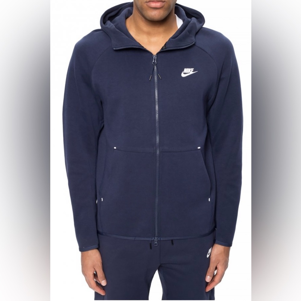 Nike Tech Fleece Zip Hoodie Size L